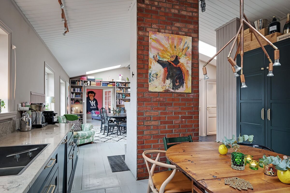 kitchen-brick-wall-colorful-eclectic-home-bobo-wallmansson-nordroom