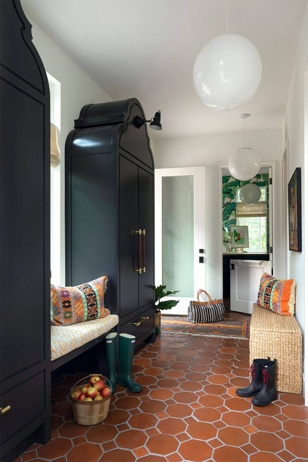 mudroom-black-storage-terracotta-floor-tiles-nordroom