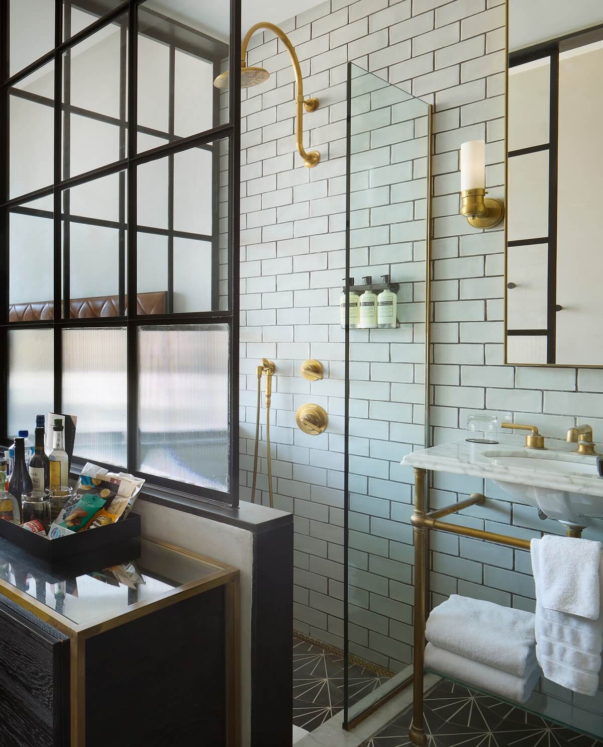 small-bathroom-industrial-style-subway-tiles-nordroom