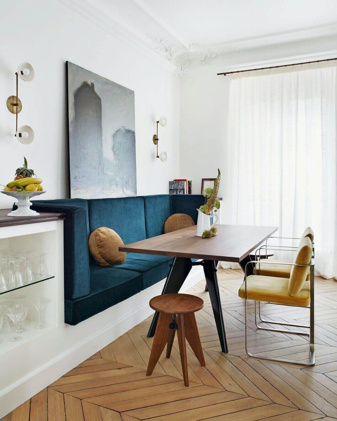 19th-paris-apartment-modern-classic-design-built-in-bench-nordroom