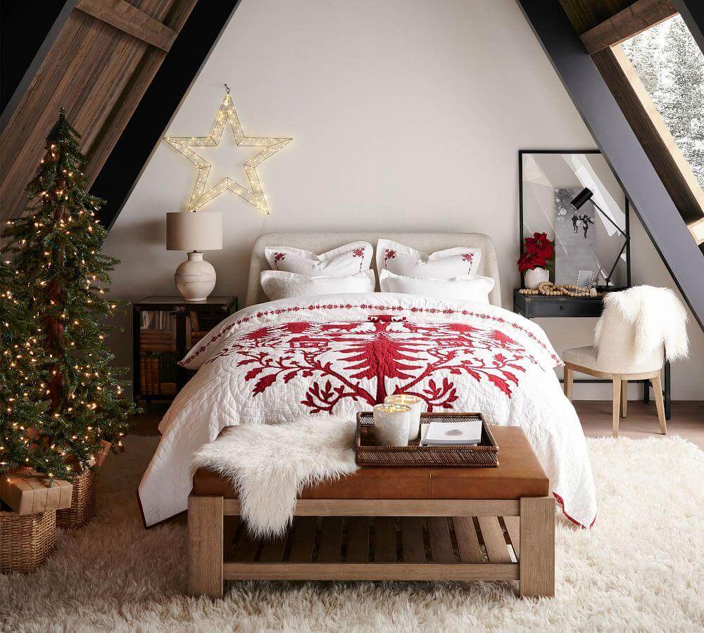 attic-bedroom-christmas-decor-nordroom