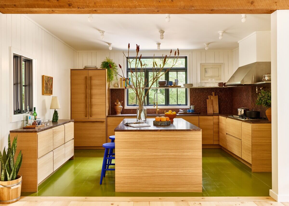 contemporary-wood-kitchen-green-floor-airbnb-montauk-nordroom