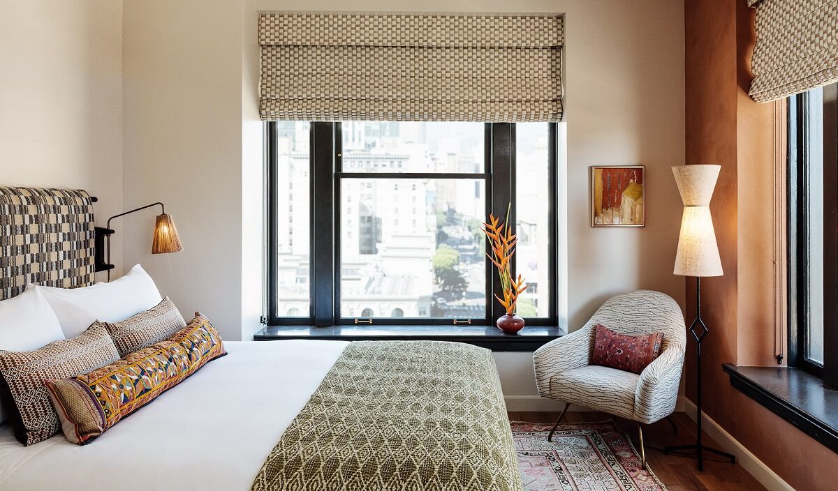 hotel-bedroom-downtown-los-angeles-proper-hotel-nordoom