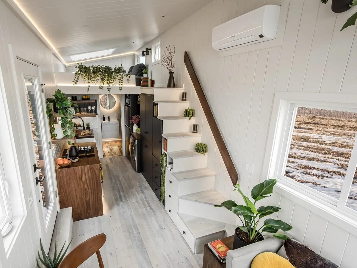interior-design-trends-2022-multifunctional-living-tiny-house-nordroom