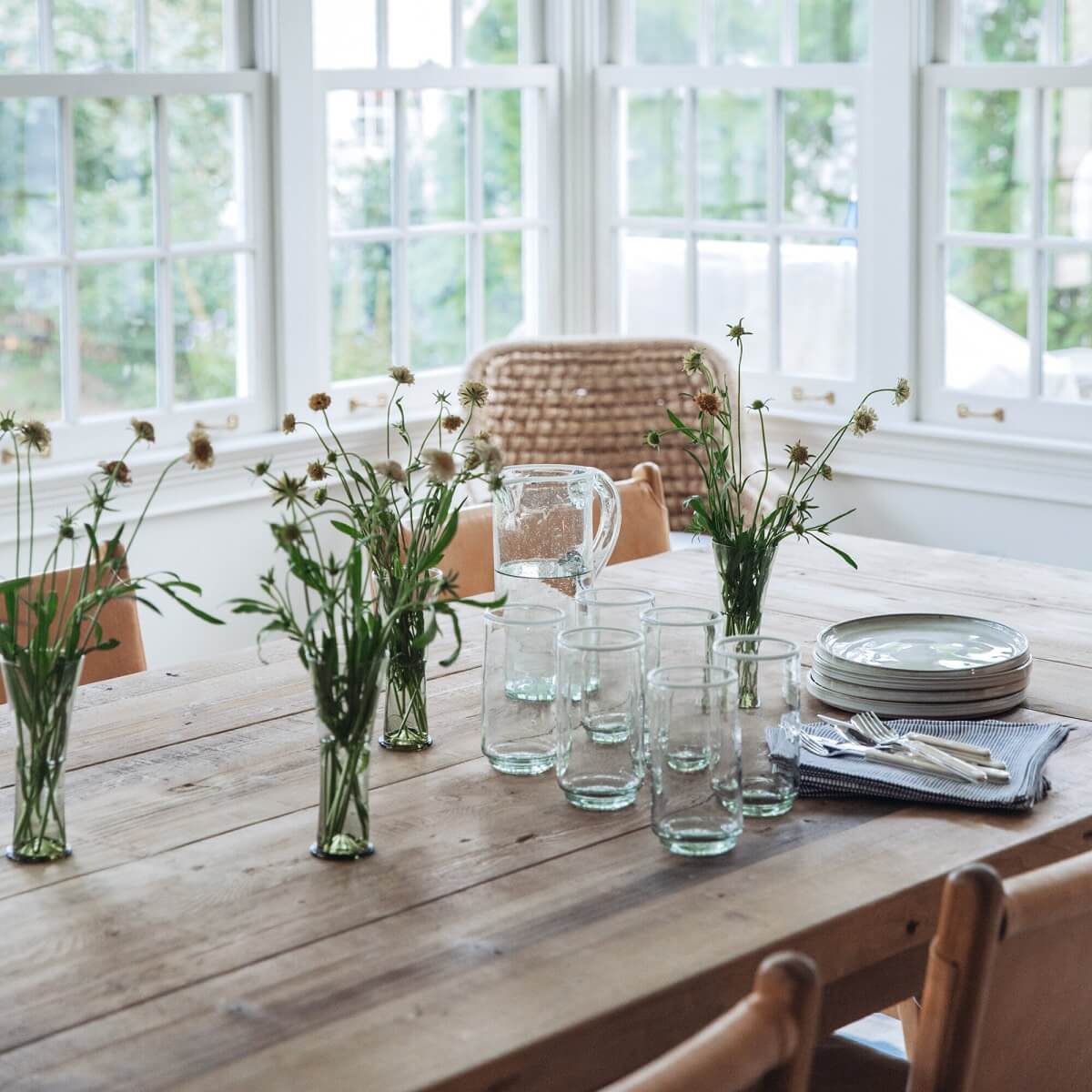 wooden-dining-table-serene-home-nordroom