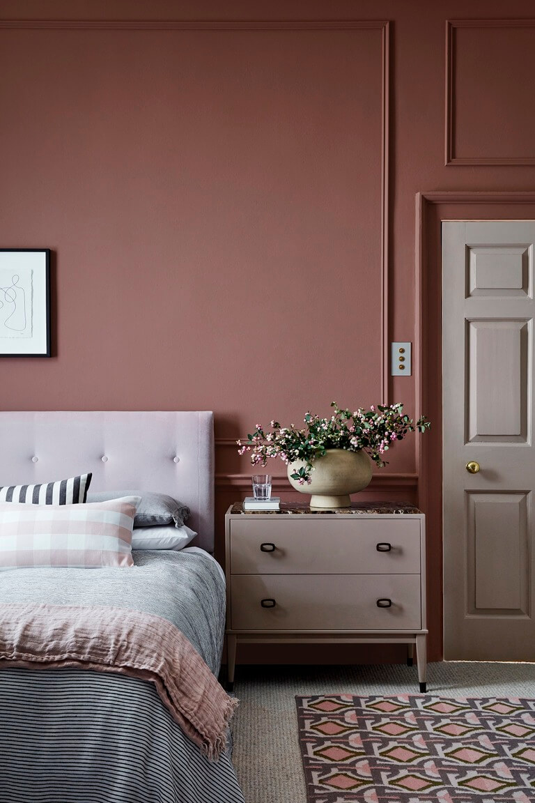 bedroom-muted-pink-wall-nordroom