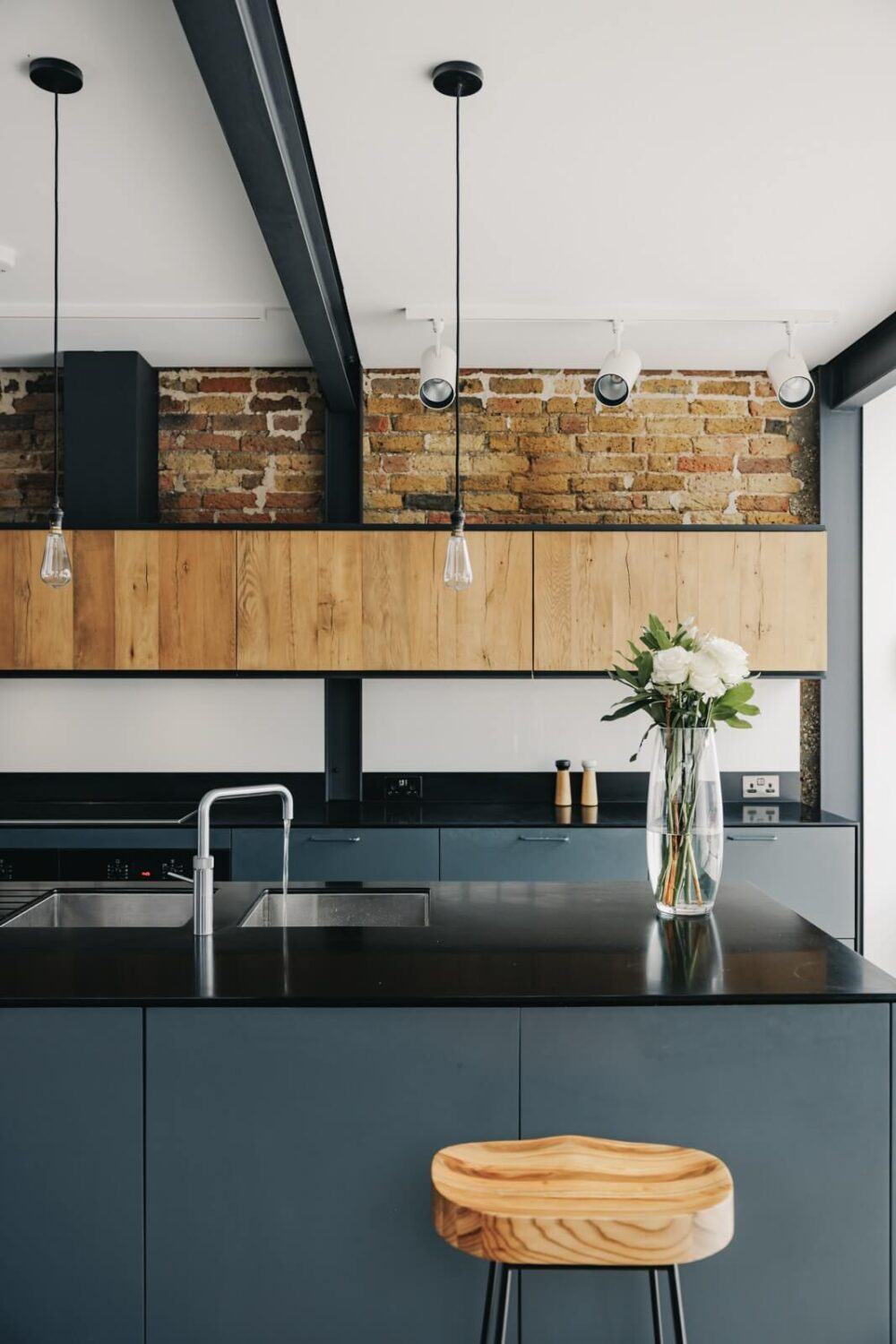 blue-kitchen-island-contemporary-home-london-nordroom