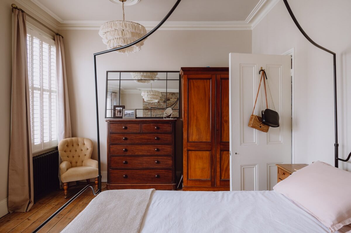 canopy-bed-london-townhouse-nordroom