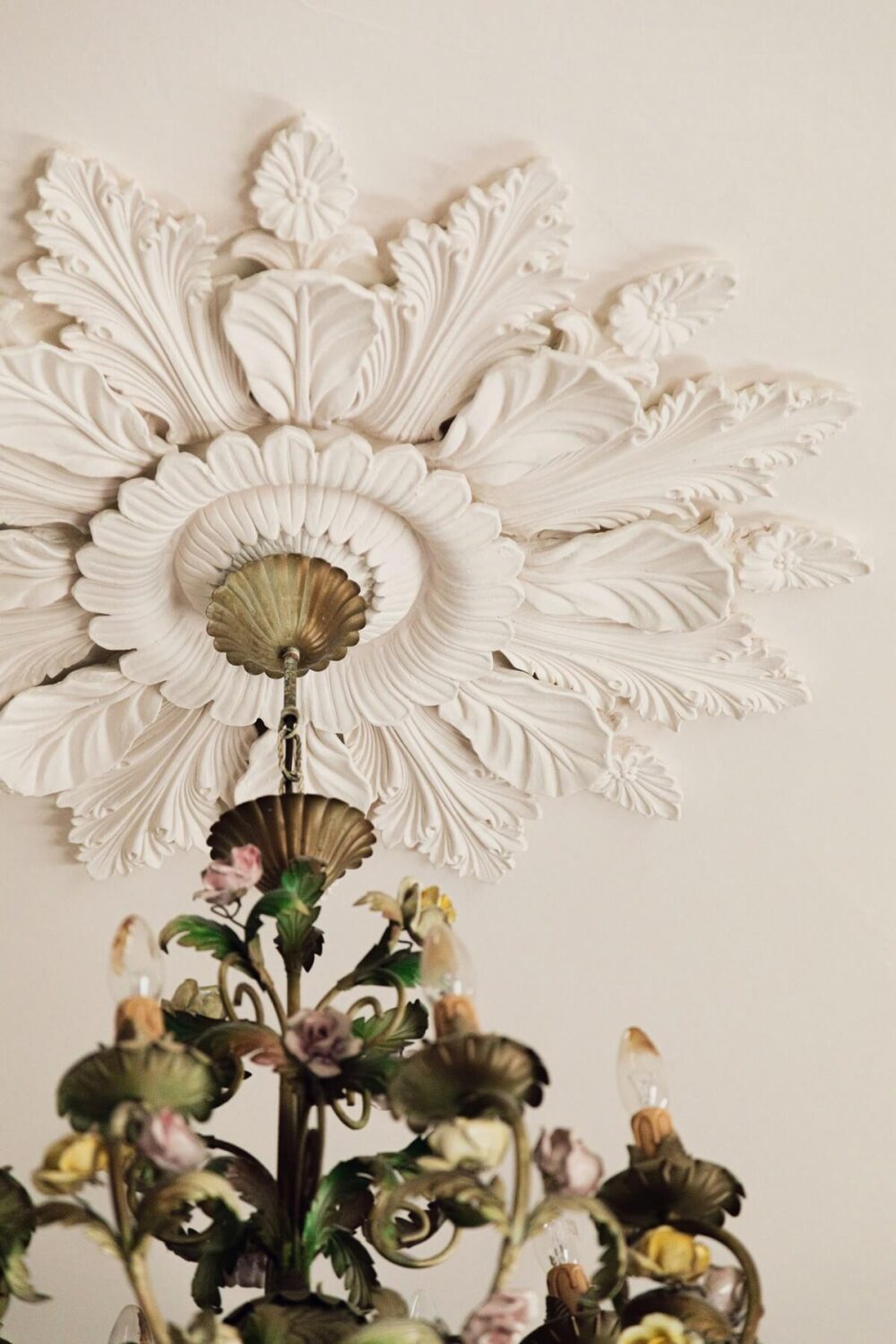 ceiling-ornaments-detail-victorian-home-london-nordroom