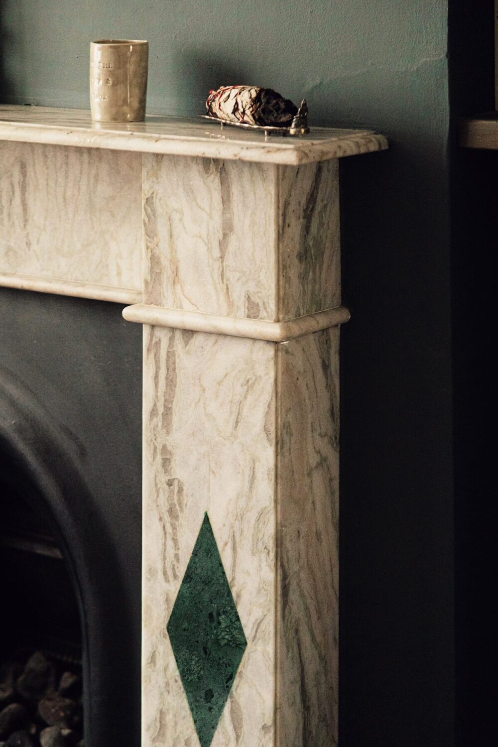 fireplace-detail-victorian-home-nordroom