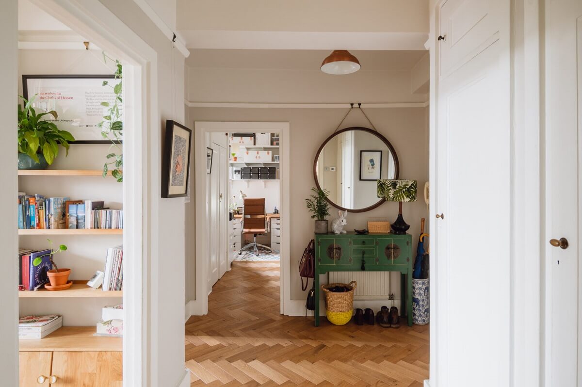 hallway-wooden-floor-london-flat-nordroom
