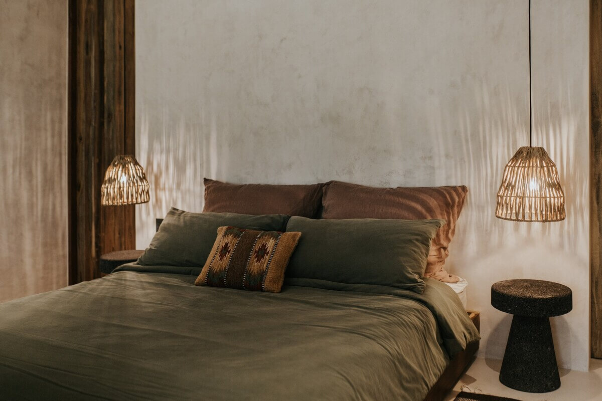 natural-bedroom-green-bedding-airbnb-tulum-nordroom
