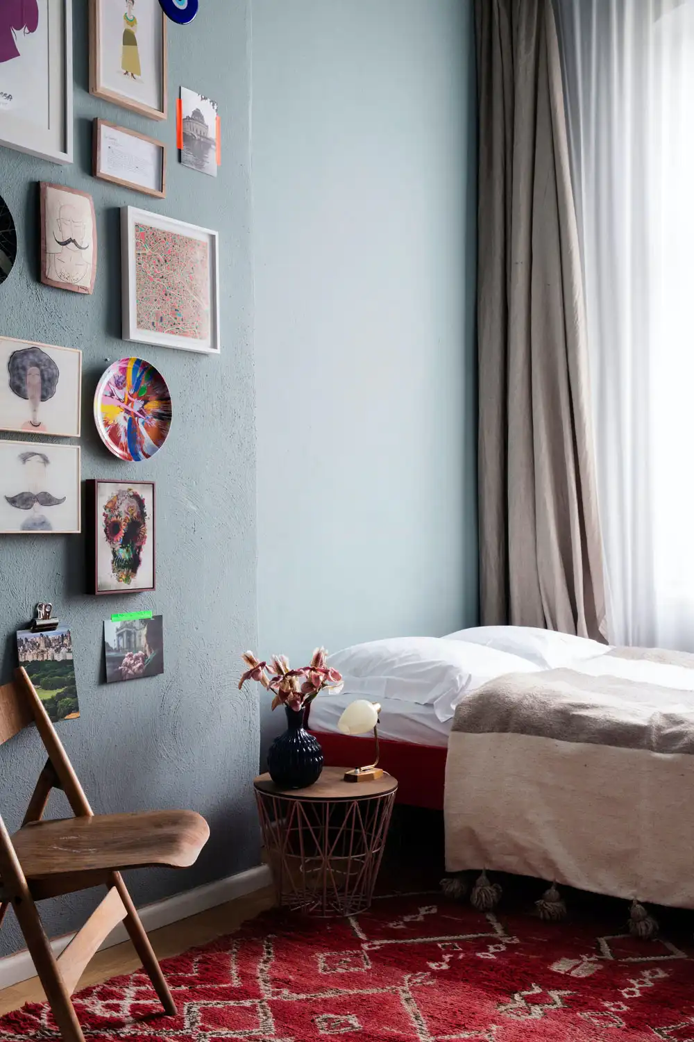 small-light-blue-bedroom-nordroom