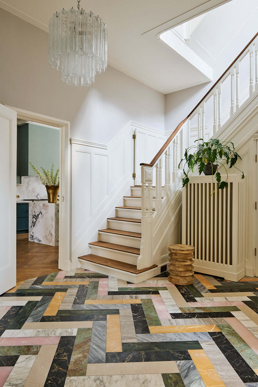 spacious-hallway-colorful-floor-tiles-villa-amsterdam-nordroom