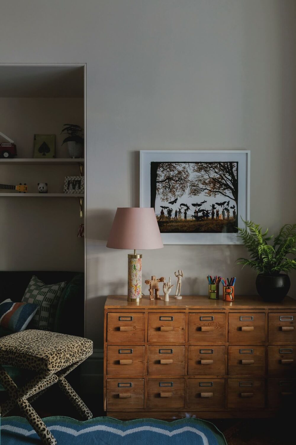 vintage-cabinet-london-home-colorful-nordroom