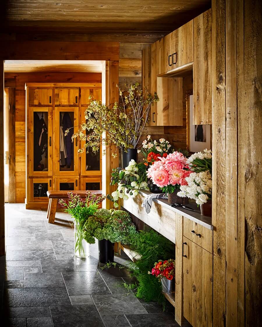wooden-pantry-ski-home-montana-nordroom