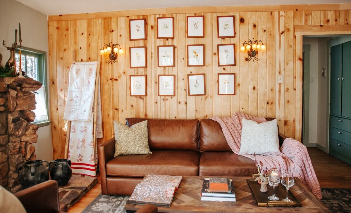 wooden-walls-airbnb-cabin-nordroom