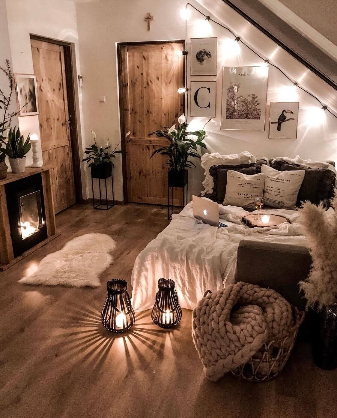 attic-bedroom-string-lights-nordroom