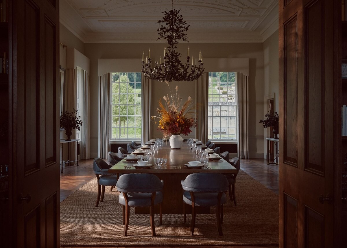 dining-room-manor-house-england-nordroom