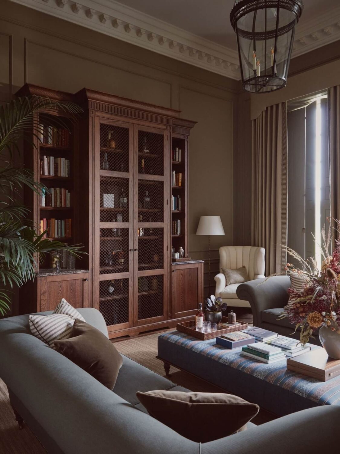 sitting-room-georgian-manor-house-england-nordroom