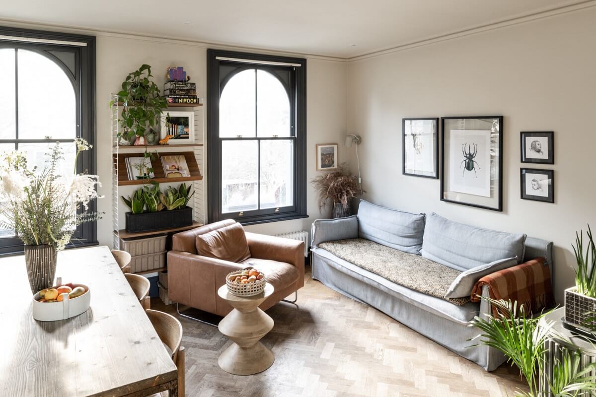 sitting-room-light-blue-sofa-victorian-home-london-nordroom