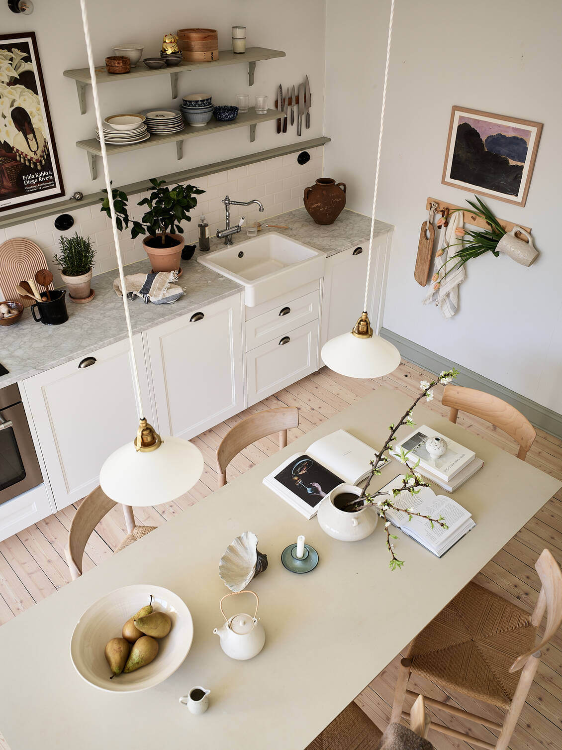 A Light Scandinavian Maisonette