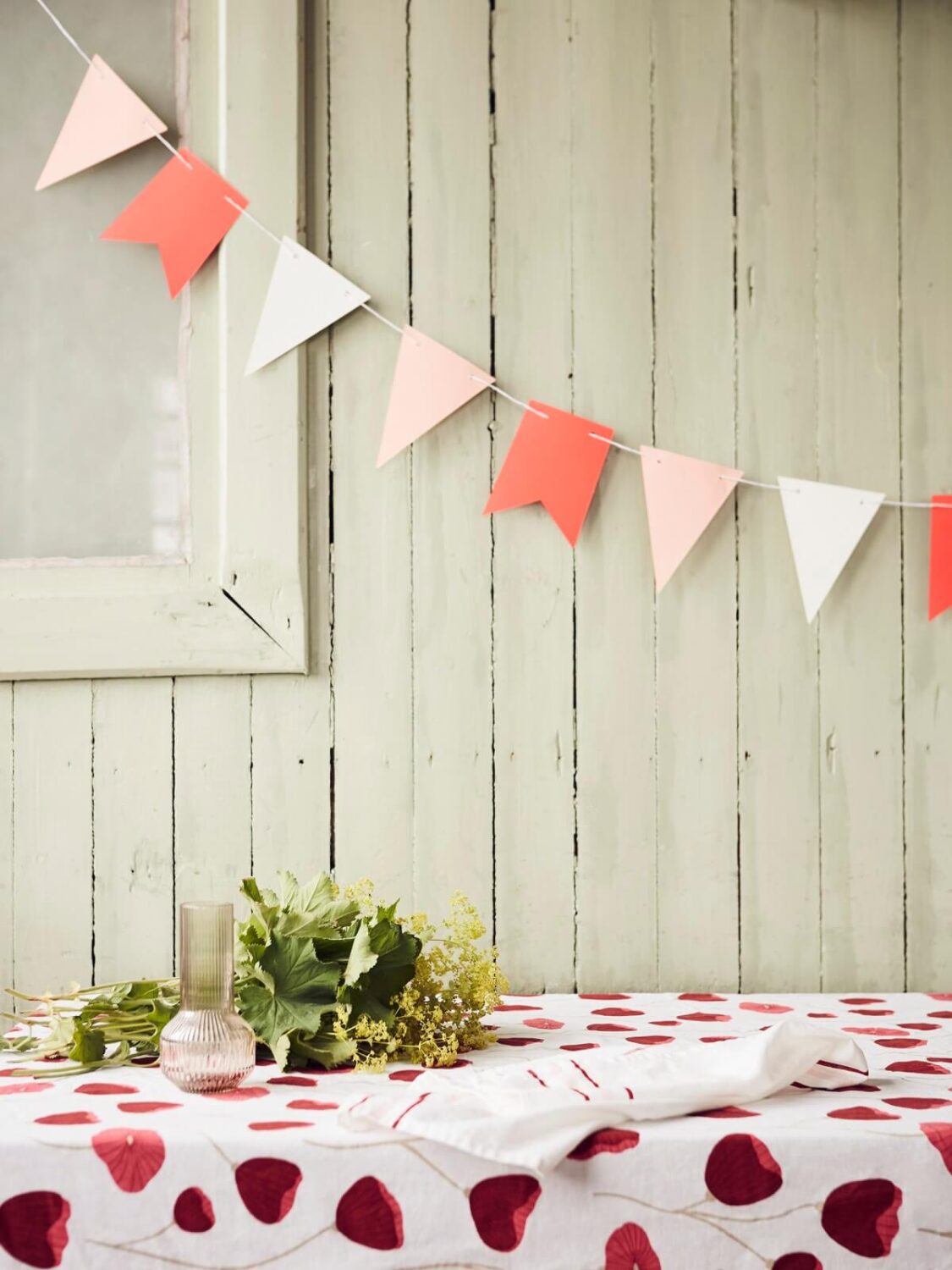 IKEA_ANLEDNING_decorations-april-news-nordroom
