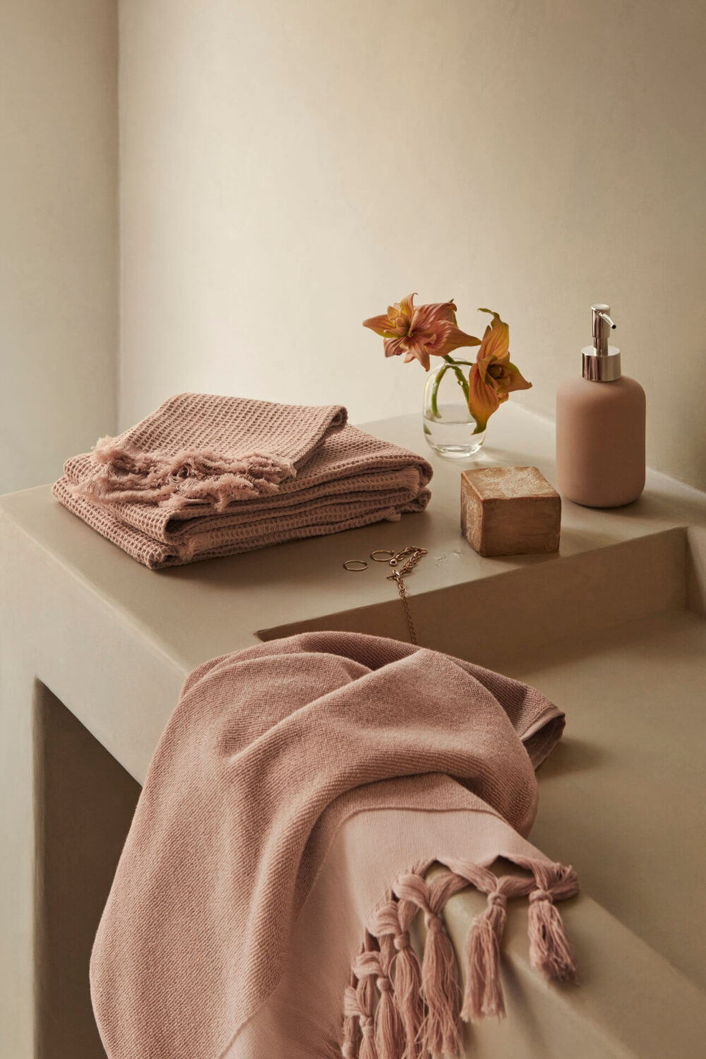 bathroom-sink-pink-textiles-nordroom
