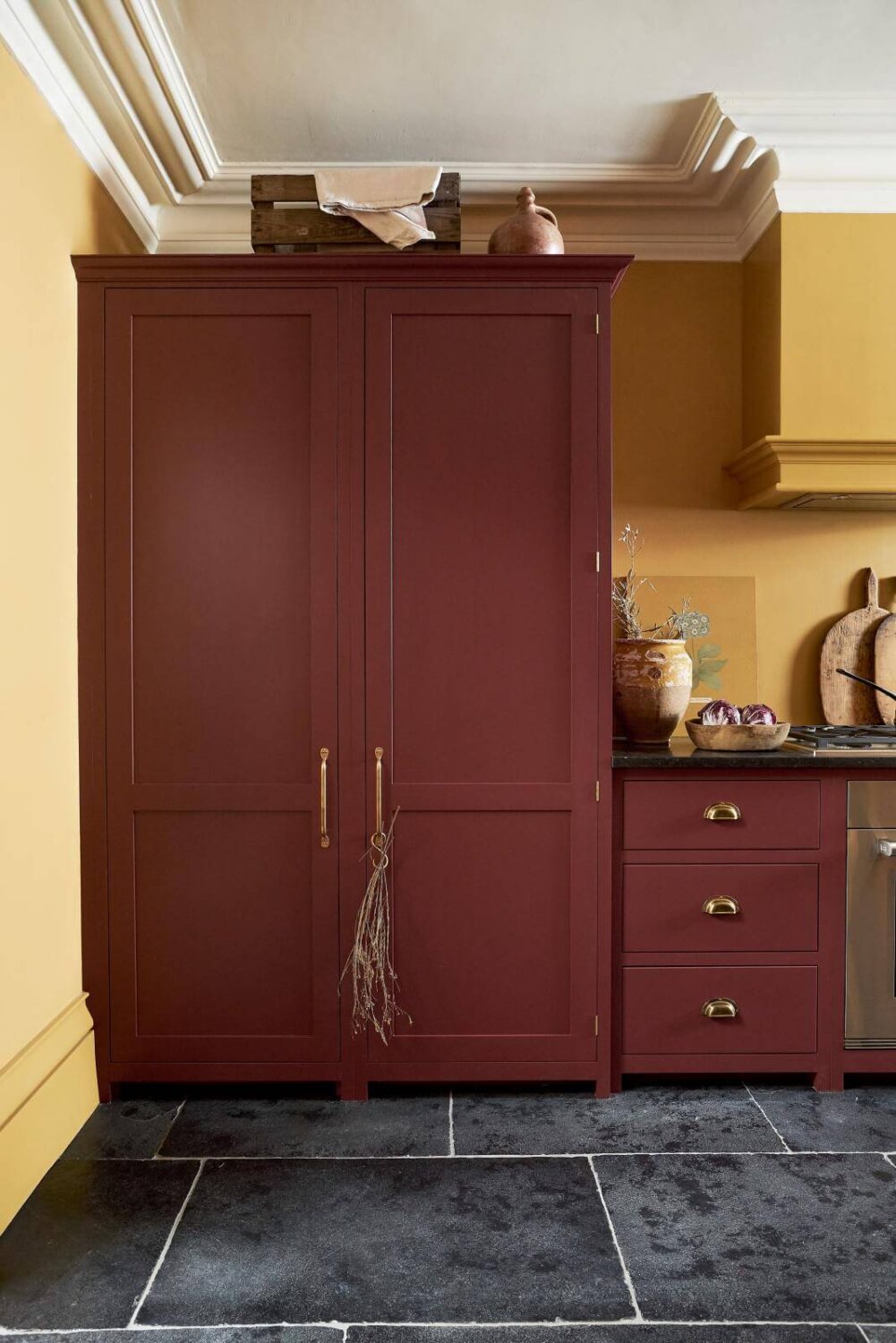 bond-street-shaker-kitchen-devol-deep-red-kitchen-cabinets-nordroom