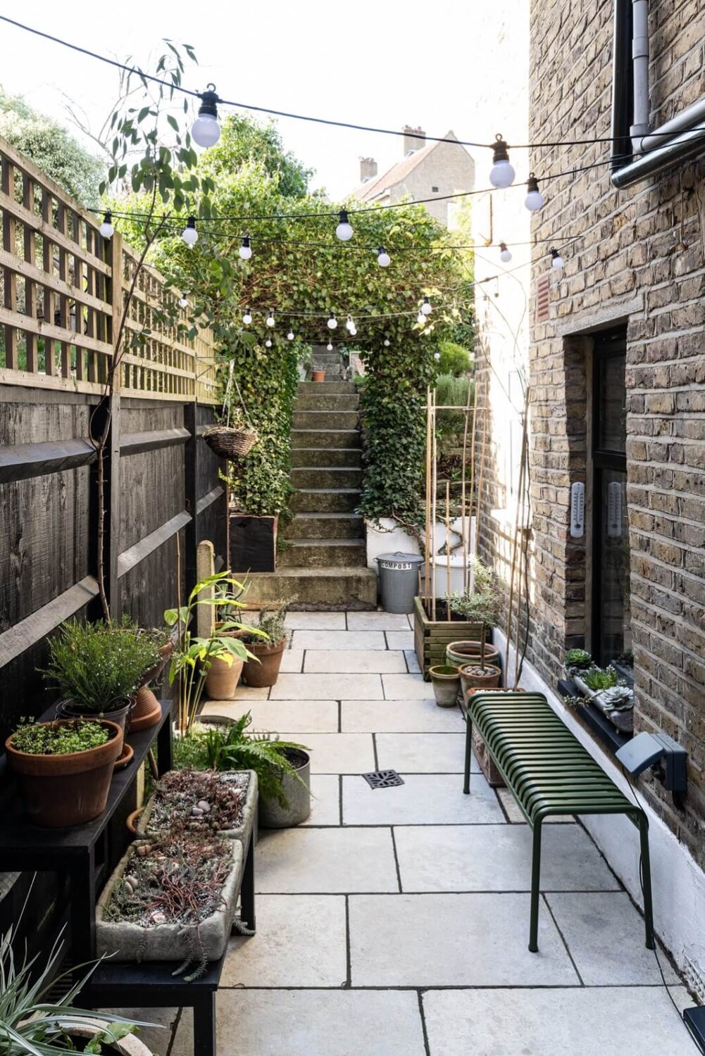 cozy-outdoor-terrace-london-flat-nordoom