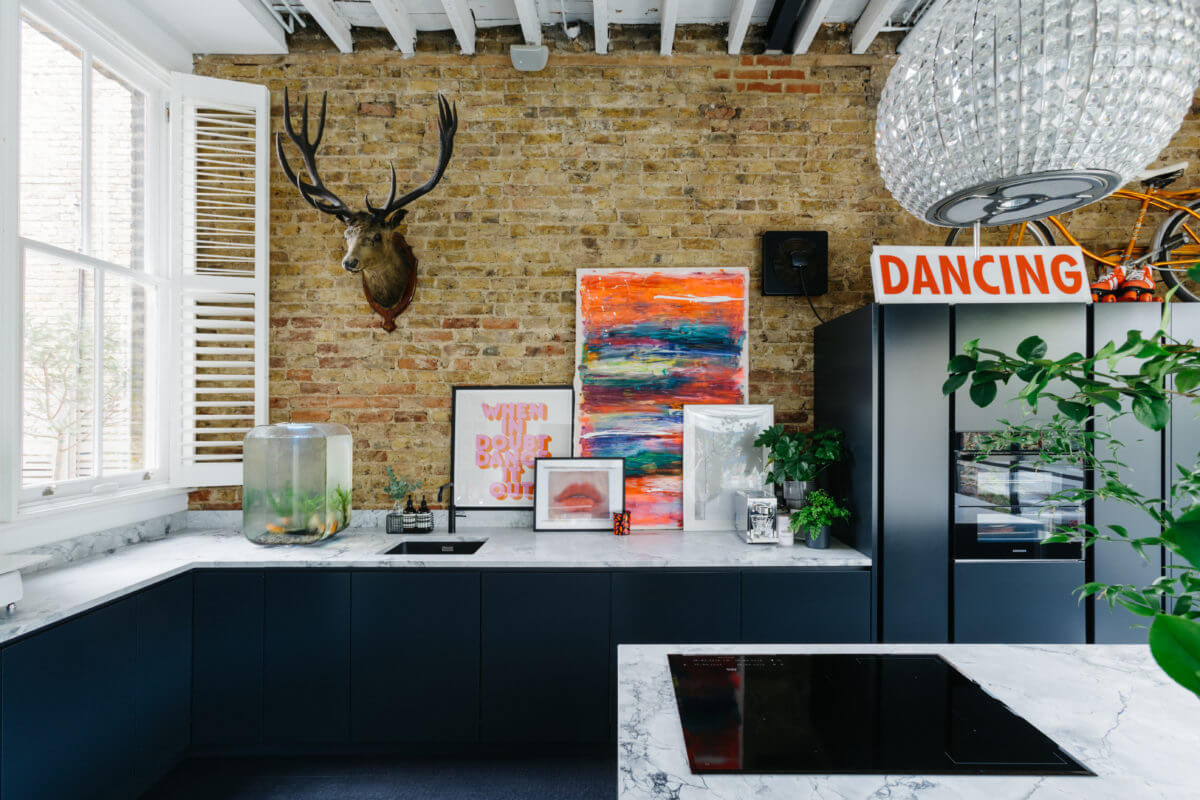 modern-black-white-kitchen-brick-wall-victorian-house-london-england-nordroom