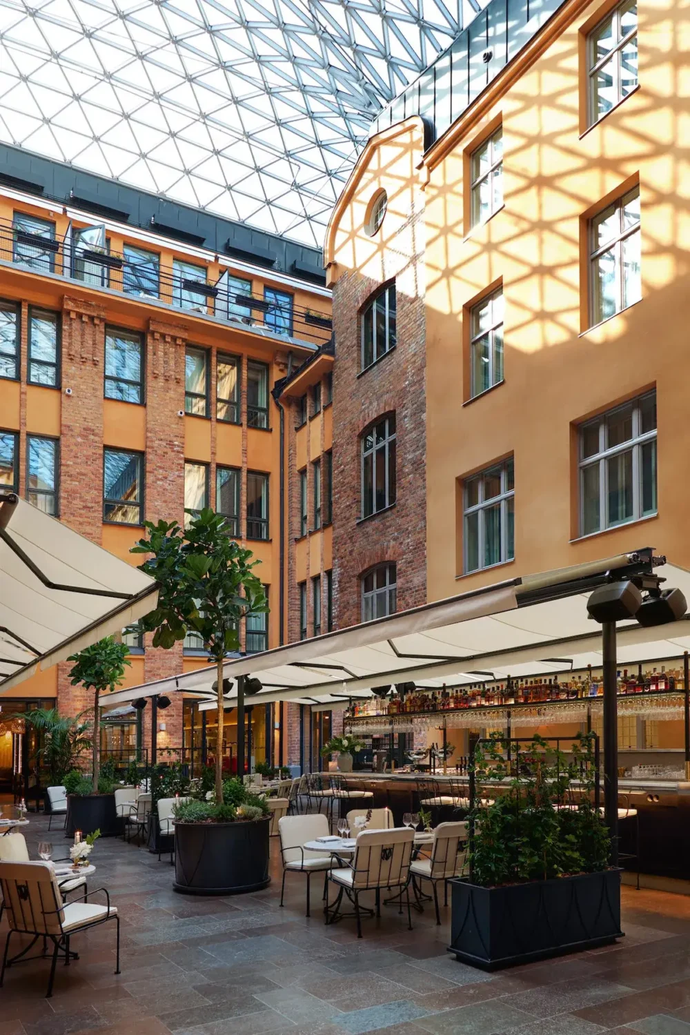 villa-dagmar-courtyard-bar-design-hotels-stockholm-nordroom