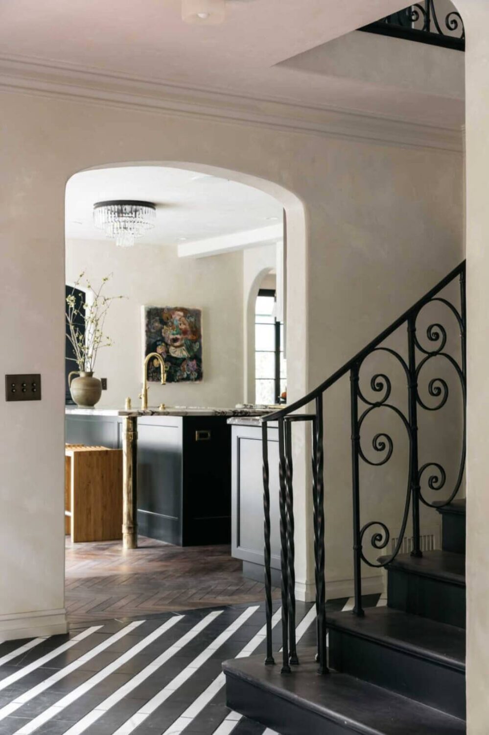 hallway-black-white-floor-tiles-tudor-house-los-angeles-nordroom