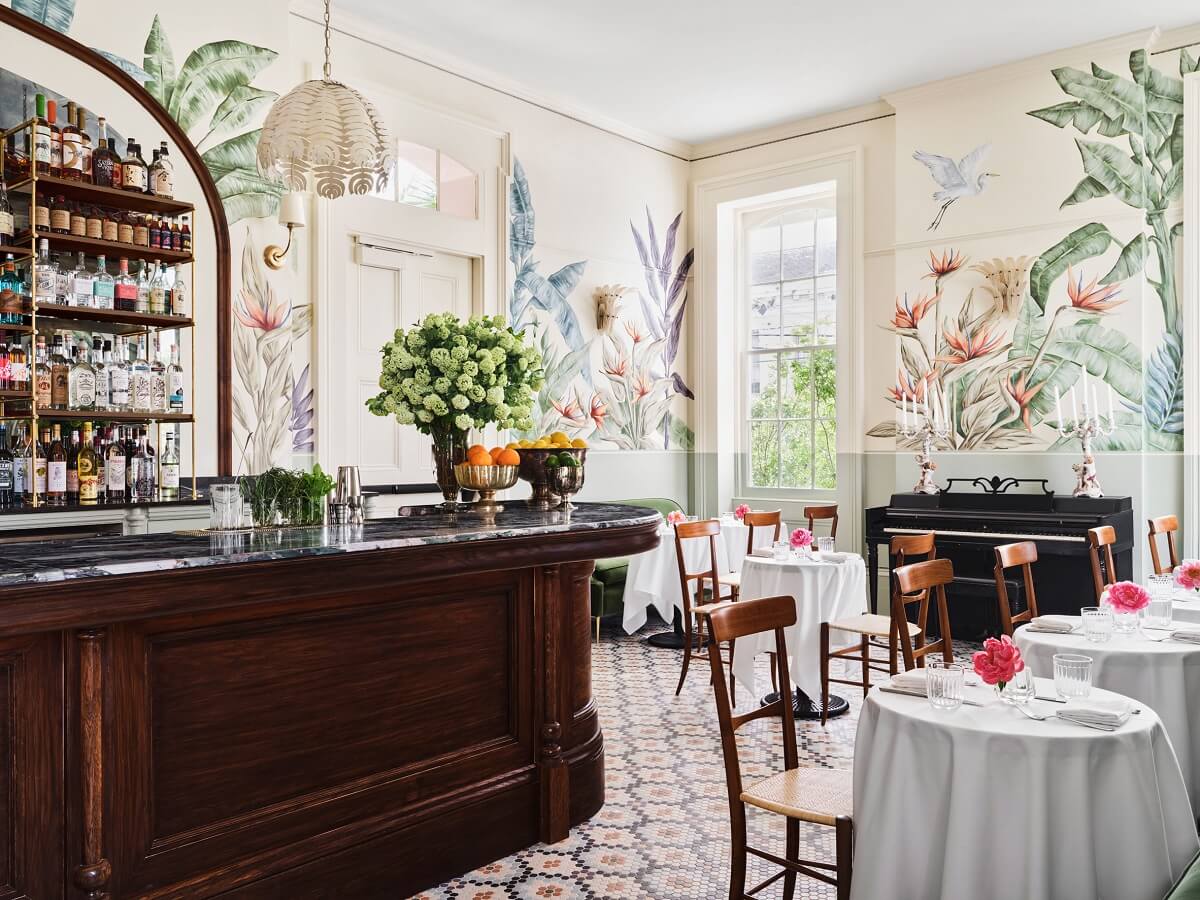 hotel-saint-vincent_new-orleans_lambert-macguire-design-bar-restaurant-floral-wallpaper-nordroom