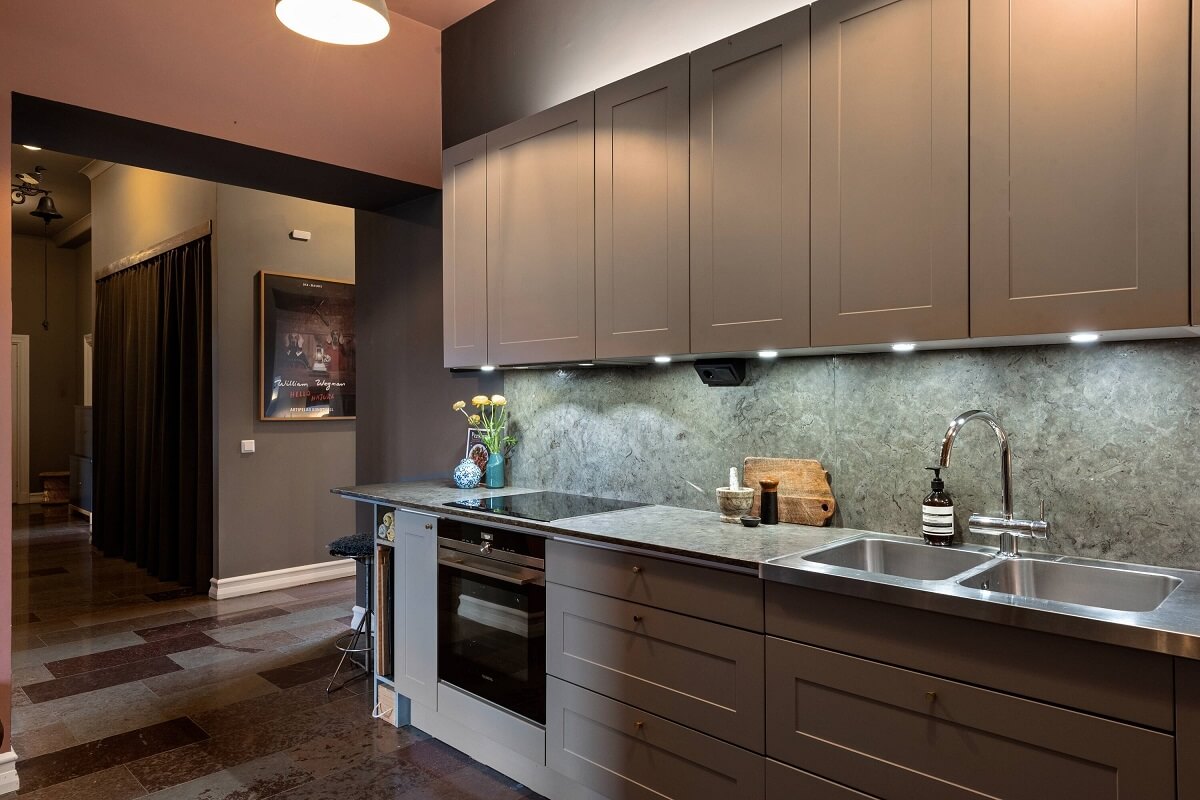 kitchen-gray-cabinets-moody-apartment-nordroom