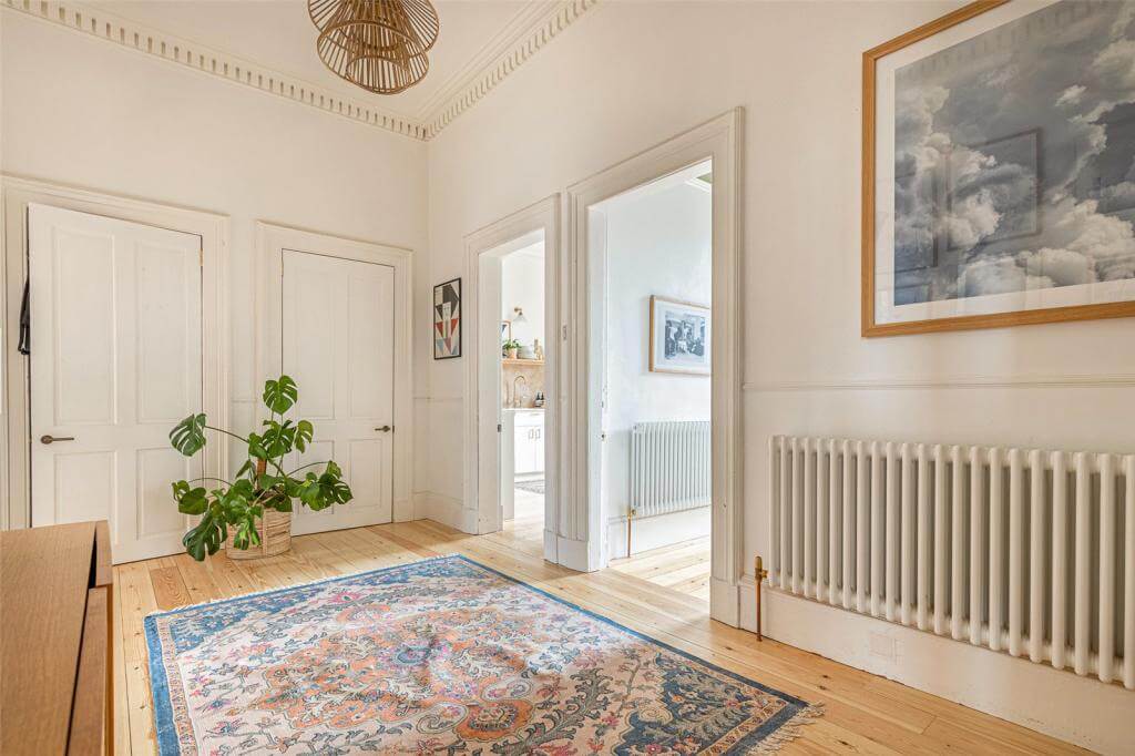 large-hallway-rug-kate-spiers-glasgow-flat-nordroom
