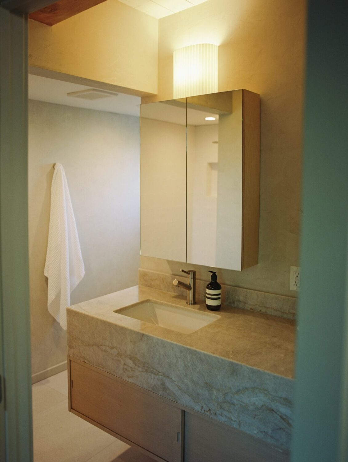 minimalistic-japandi-bathroom-nordroom