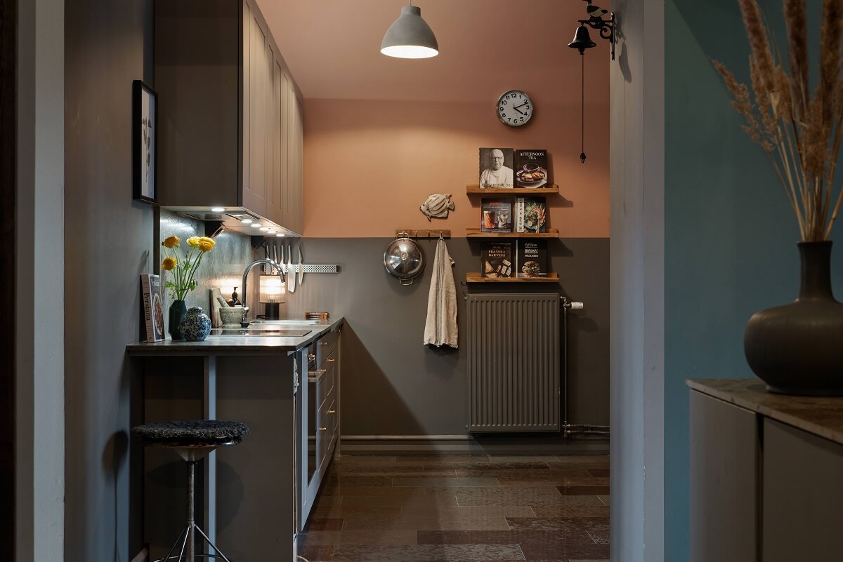 pink-gray-kitchen-historic-apartmen-tnordroom