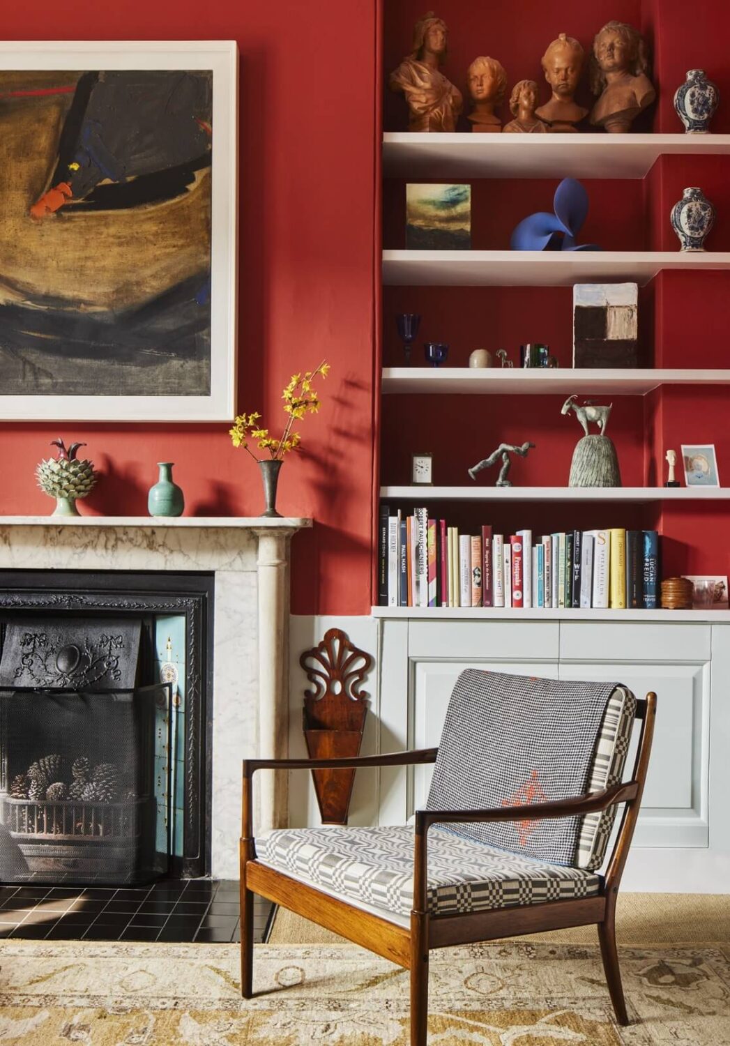 red-sitting-room-fireplace-shelves-nordroom