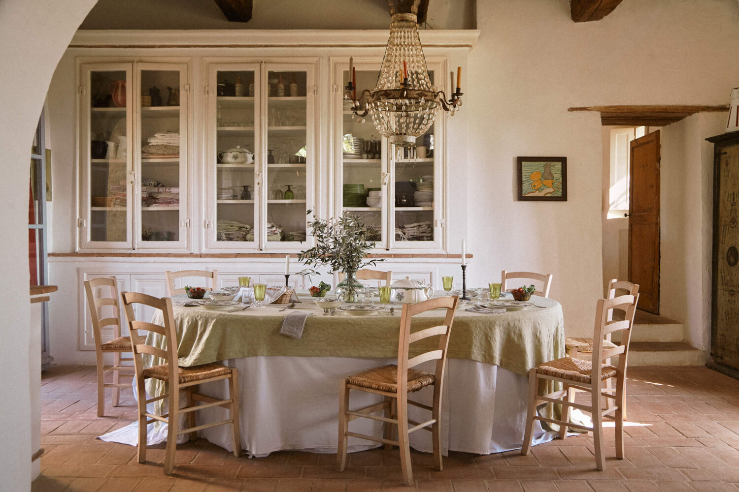 rustic-kitchen-dining-table-mediterranean-style-zara-home-villa-tuscany-nordroom