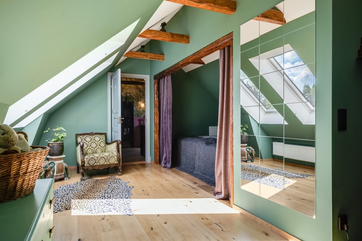 attic-bedroom-bed-nook-green-walls-nordroom