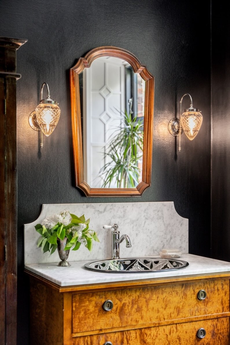 bathroom-black-walls-vintage-vanity-nordroom