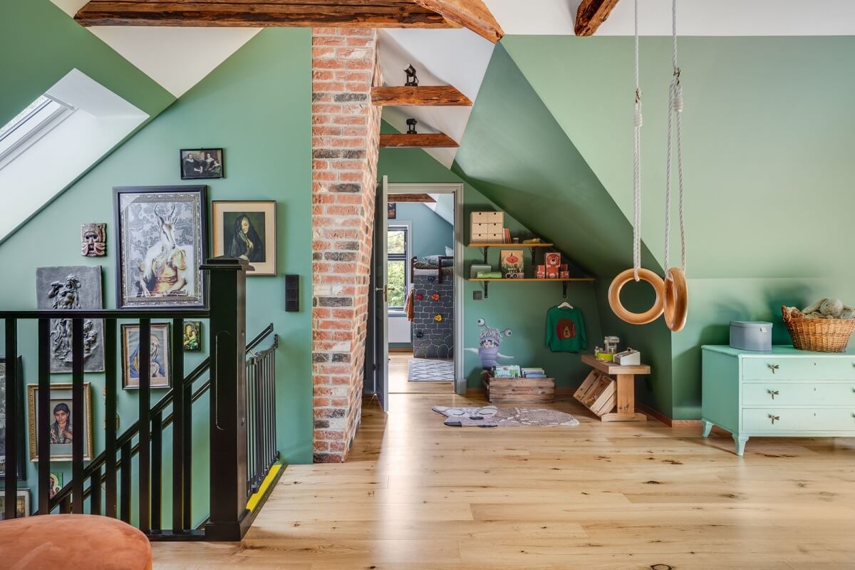 green-attic-playroom-exposed-beams-nordroom