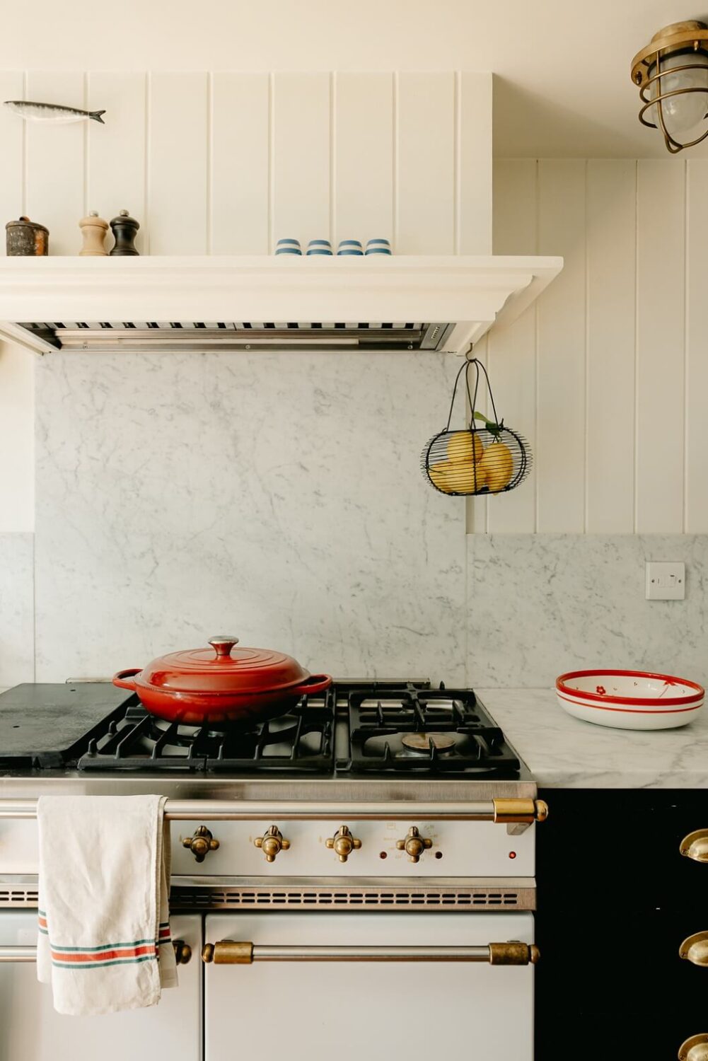 la-canche-stove-marble-worktop-basement-kitchen-nordroom