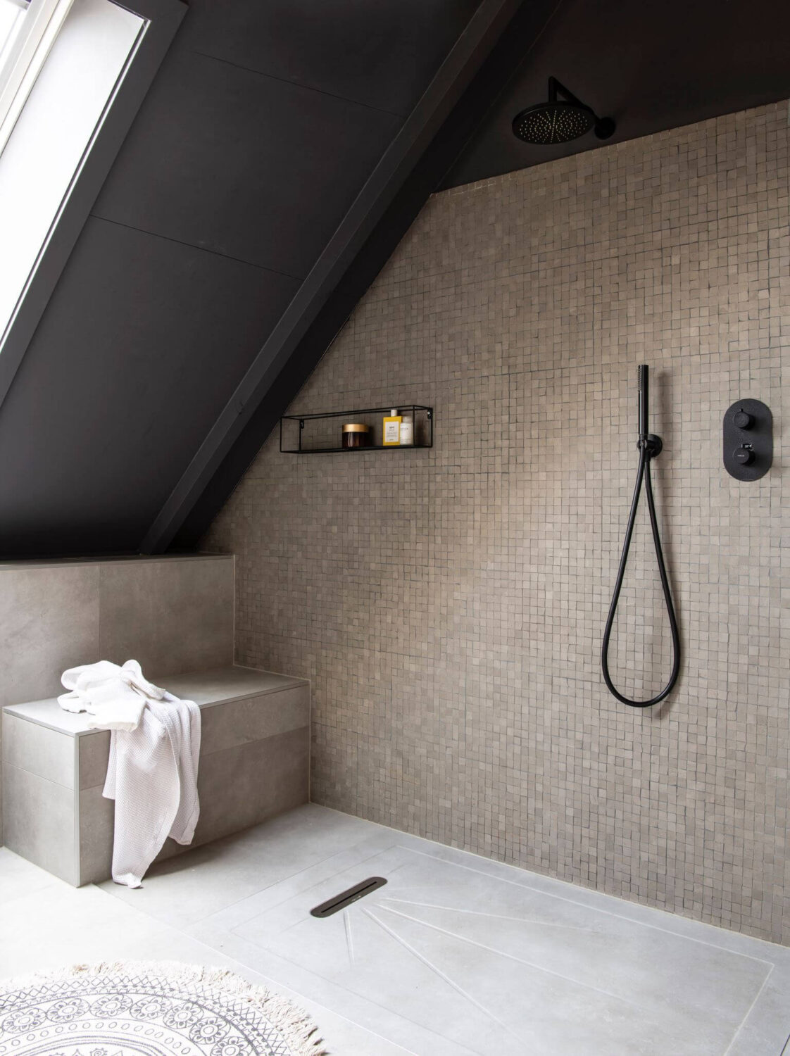 large-walk-in-shower-slanted-ceiling-country-house-nordroom