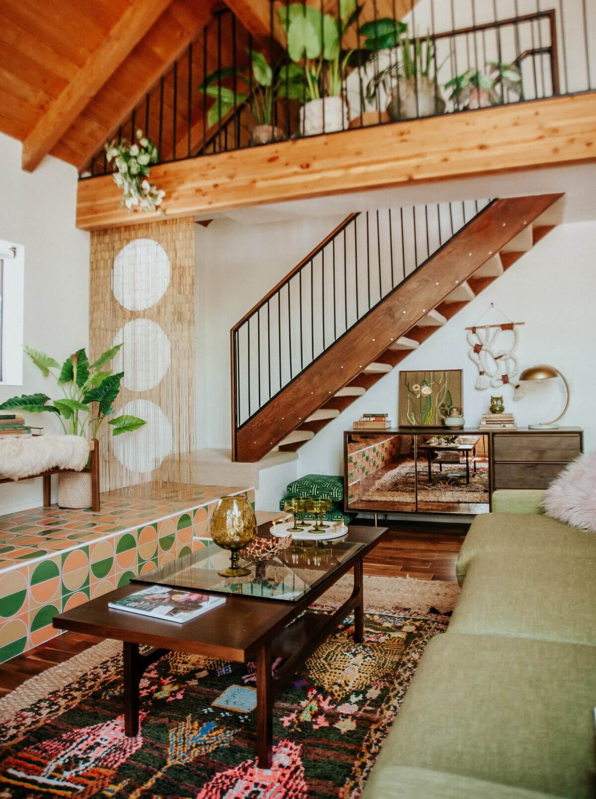 The Kitchy Cabin: A Lovely Airbnb Home in California