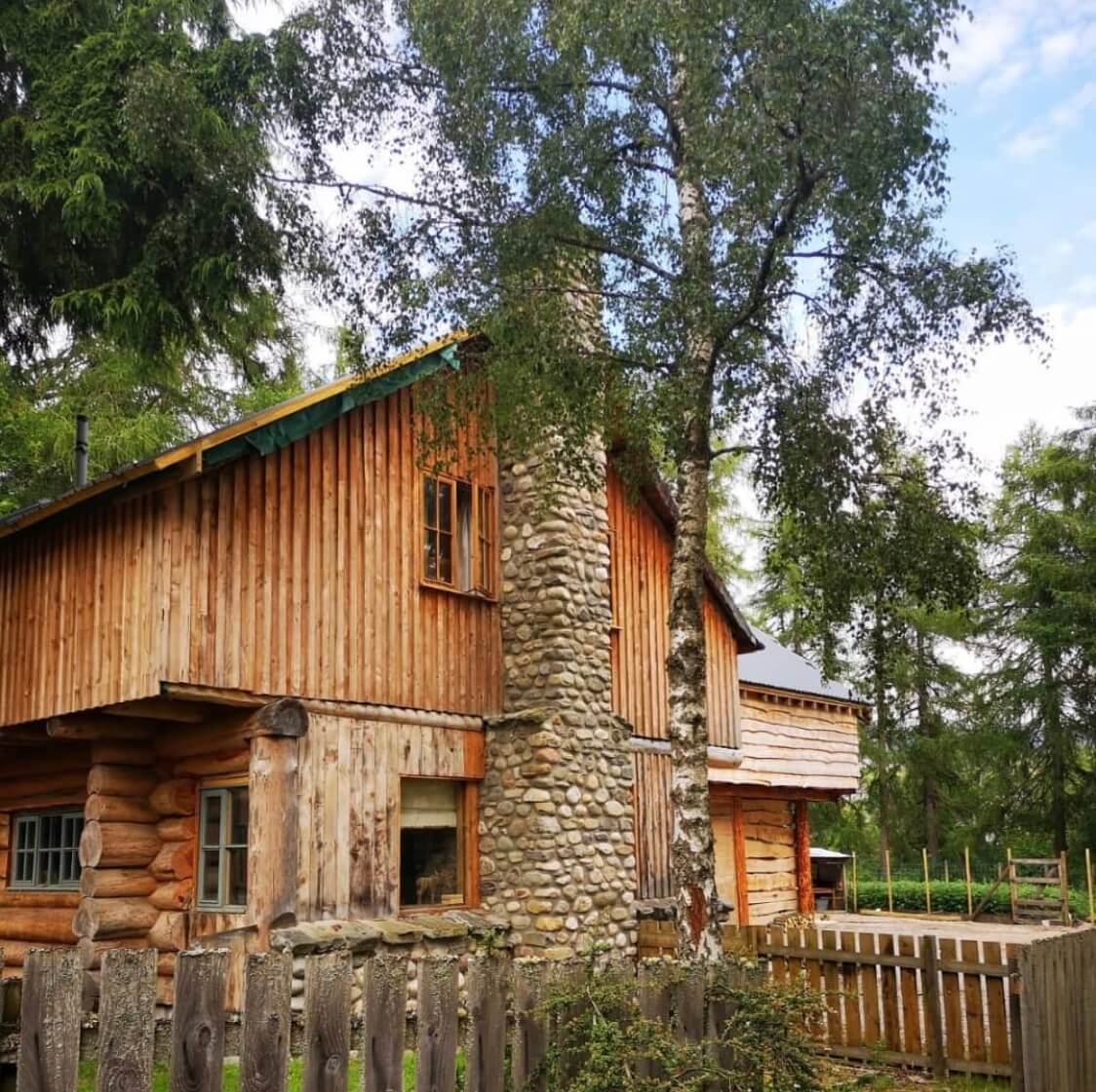 self-built-log-house-scottish-highlands-nordroom