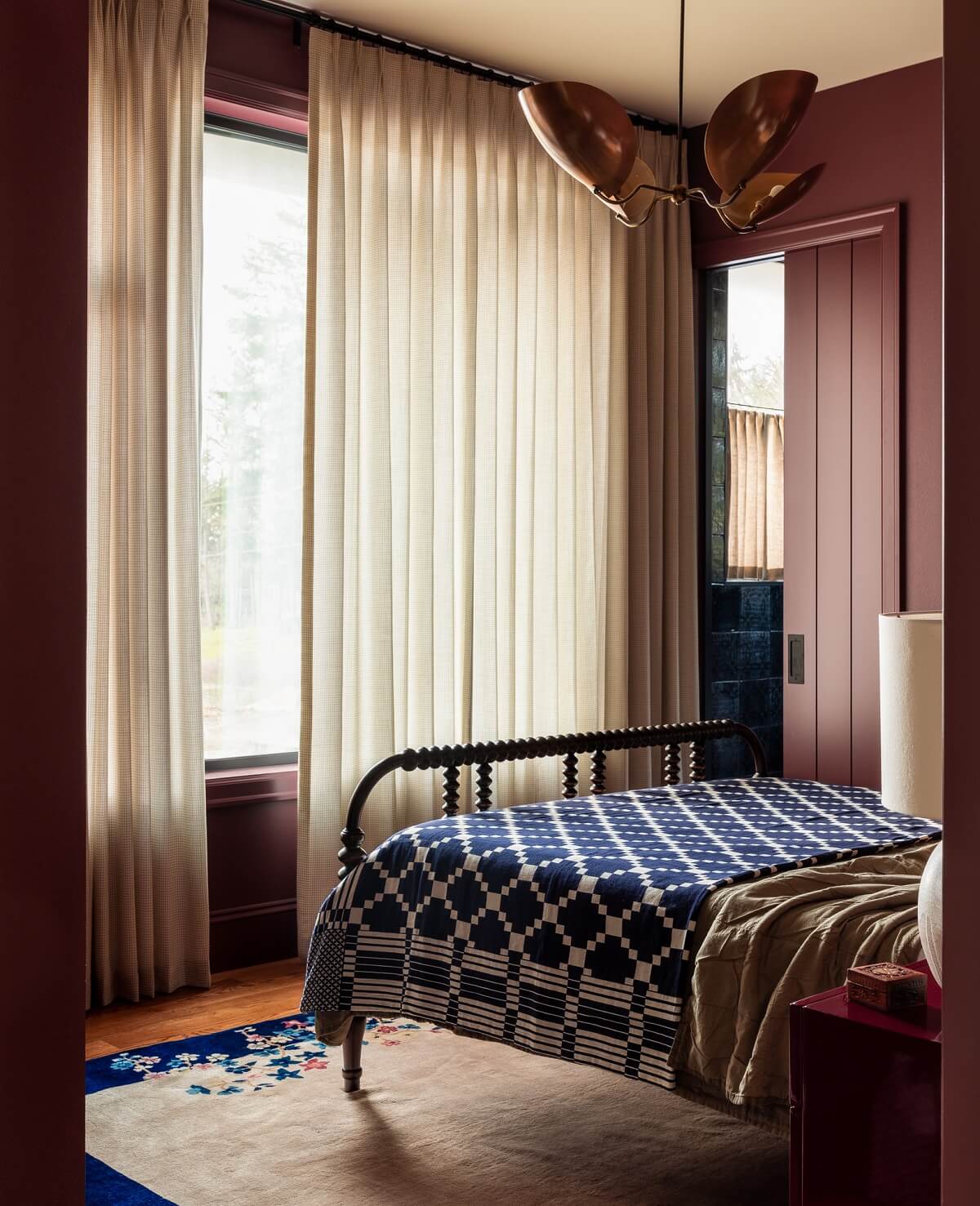 aubergine-wall-color-bedroom-Heidi-Caillier-Design-nordroom