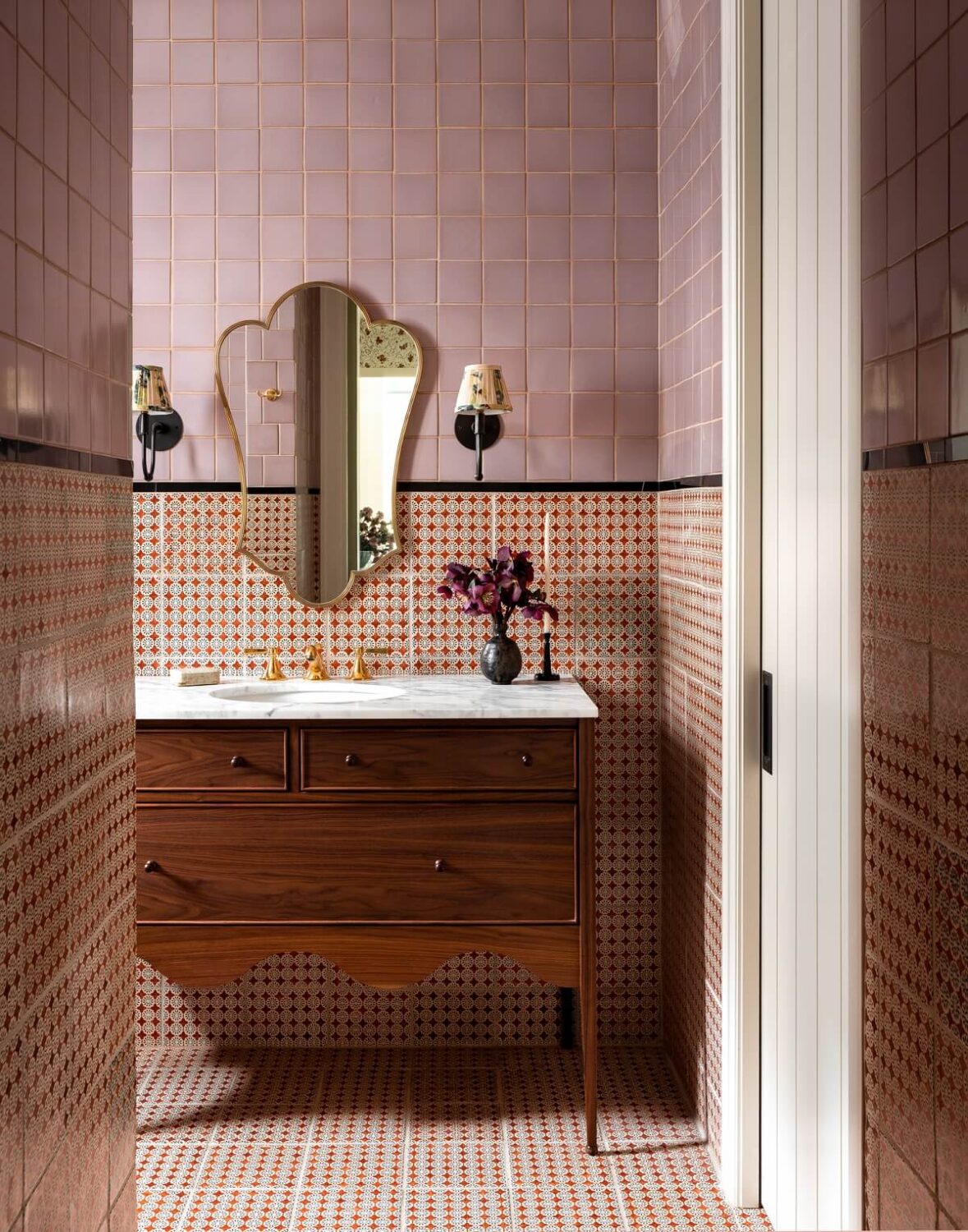 bathroom-pink-tiles-wooden-vanity-nordroom