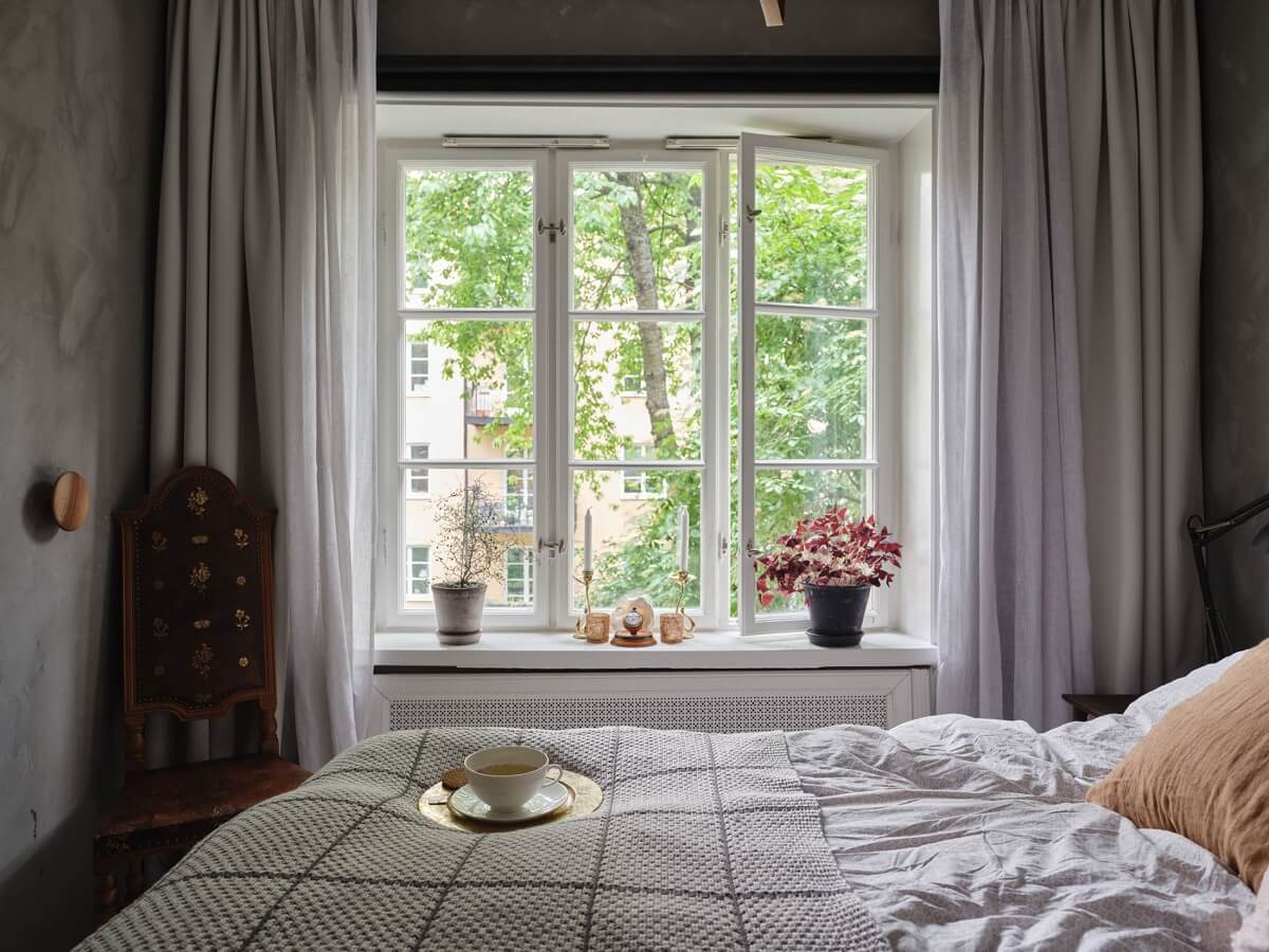 bedroom-light-gray-walls-nordroom